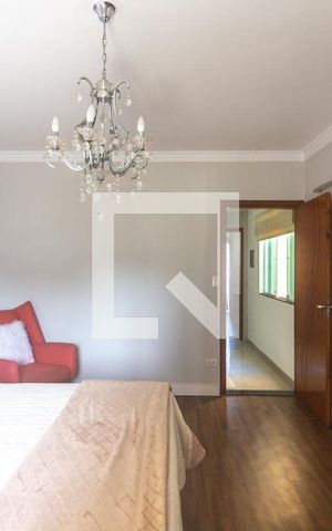 Casa à venda com 298m², 3 quartos e 5 vagas Casa à venda com 298m², 3 quartos e 5 vagasSuíte 3