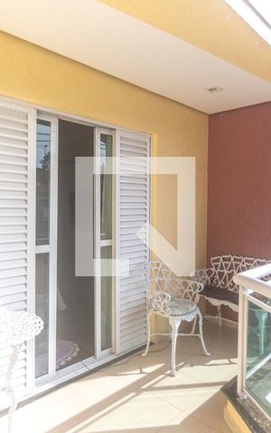 Casa à venda com 298m², 3 quartos e 5 vagas Casa à venda com 298m², 3 quartos e 5 vagasVaranda da Suíte 3