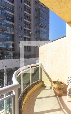 Casa à venda com 298m², 3 quartos e 5 vagas Casa à venda com 298m², 3 quartos e 5 vagasVaranda da Suíte 3
