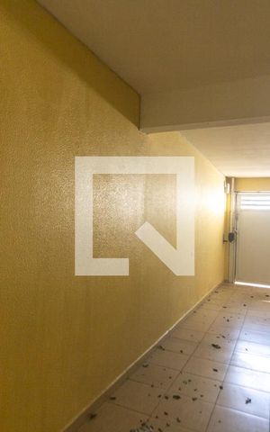 Casa à venda com 298m², 3 quartos e 5 vagas Casa à venda com 298m², 3 quartos e 5 vagasVista do Quarto de Serviço