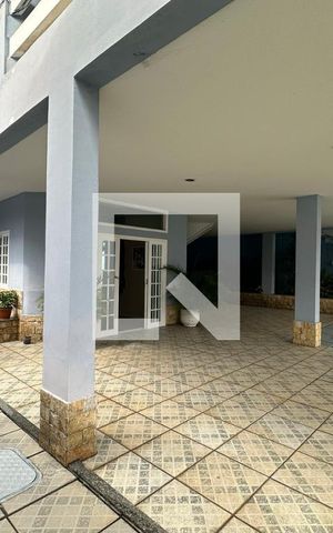 Casa de condomínio à venda com 350m², 4 quartos e 2 vagas Casa de condomínio à venda com 350m², 4 quartos e 2 vagasQuintal