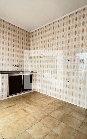 Casa à venda com 90m², 4 quartos e 1 vaga Casa à venda com 90m², 4 quartos e 1 vagaCozinha