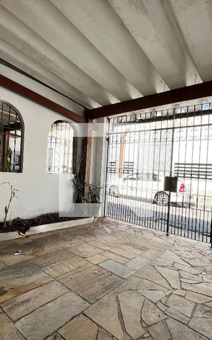 Casa à venda com 90m², 4 quartos e 1 vaga Casa à venda com 90m², 4 quartos e 1 vagaGaragem