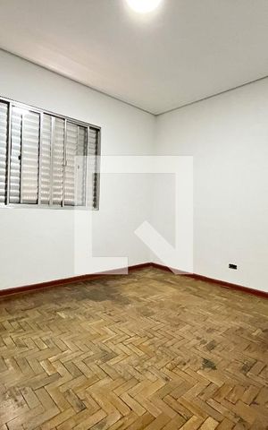 Casa à venda com 90m², 4 quartos e 1 vaga Casa à venda com 90m², 4 quartos e 1 vagaQuarto 2
