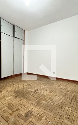 Casa à venda com 90m², 4 quartos e 1 vaga Casa à venda com 90m², 4 quartos e 1 vagaQuarto 1