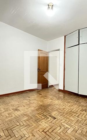 Casa à venda com 90m², 4 quartos e 1 vaga Casa à venda com 90m², 4 quartos e 1 vagaQuarto 1