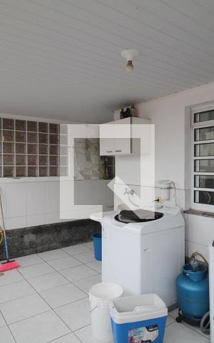 Casa à venda com 250m², 3 quartos e 5 vagasLavanderia