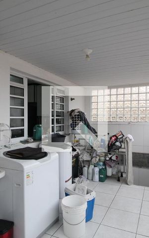 Casa à venda com 250m², 3 quartos e 5 vagasLavanderia