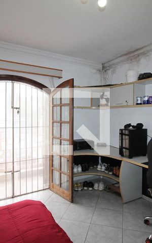 Casa à venda com 250m², 3 quartos e 5 vagasQuarto 3  - Suíte 