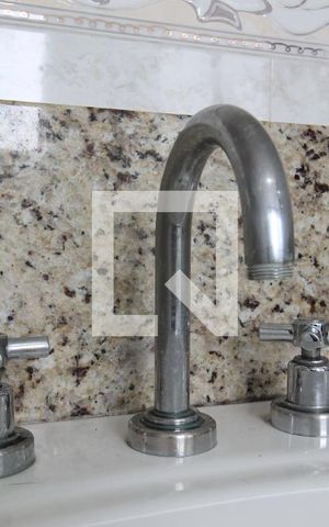 Casa à venda com 250m², 3 quartos e 5 vagasBanheiro da Suíte