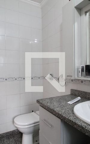 Casa à venda com 250m², 3 quartos e 5 vagasBanheiro do Quarto 3 - suite