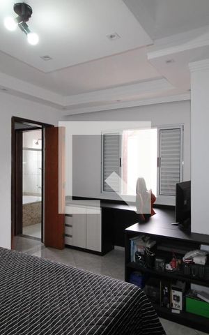 Casa à venda com 250m², 3 quartos e 5 vagasQuarto Suíte 1