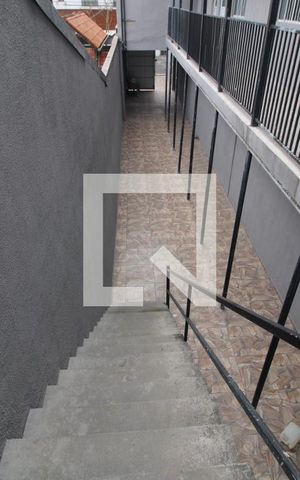 Apartamento para alugar com 38m², 1 quarto e sem vagaEscada