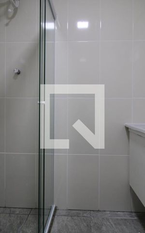 Apartamento para alugar com 38m², 1 quarto e sem vagaBanheiro