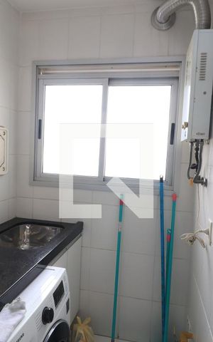 Apartamento à venda com 63m², 2 quartos e 1 vagaÁrea de Serviço