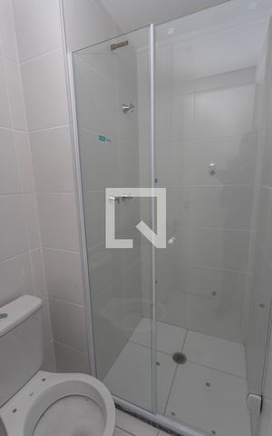 Apartamento à venda com 55m², 2 quartos e 1 vaga Apartamento à venda com 55m², 2 quartos e 1 vagaBanheiro social