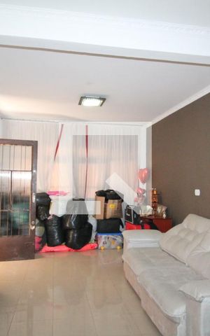 Casa à venda com 125m², 2 quartos e 2 vagasSala