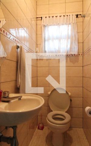 Casa à venda com 125m², 2 quartos e 2 vagasLavabo