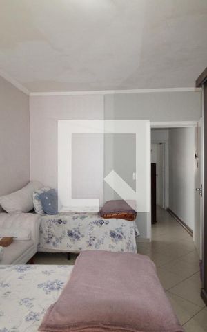 Casa à venda com 125m², 2 quartos e 2 vagasQuarto Suíte 2