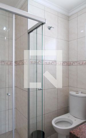 Casa à venda com 125m², 2 quartos e 2 vagasBanheiro da Suíte 1