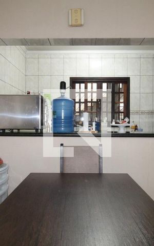 Casa à venda com 125m², 2 quartos e 2 vagasCozinha