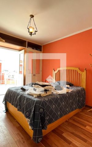 Casa à venda com 500m², 5 quartos e 6 vagas Casa à venda com 500m², 5 quartos e 6 vagasQuarto 2