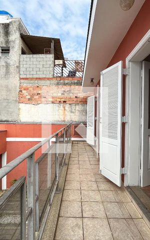 Casa à venda com 500m², 5 quartos e 6 vagas Casa à venda com 500m², 5 quartos e 6 vagasQuarto 4Banheiro Quarto