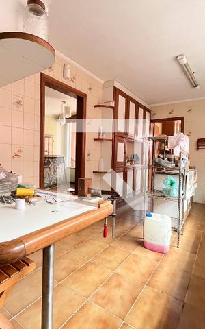 Casa à venda com 500m², 5 quartos e 6 vagas Casa à venda com 500m², 5 quartos e 6 vagasCozinha
