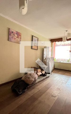 Casa à venda com 500m², 5 quartos e 6 vagas Casa à venda com 500m², 5 quartos e 6 vagasCopa