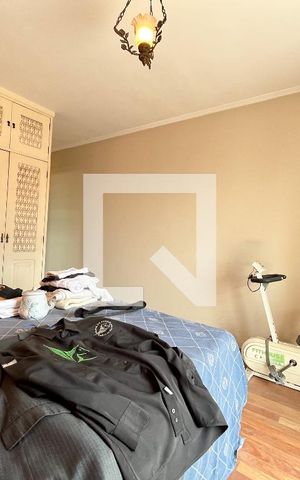 Casa à venda com 500m², 5 quartos e 6 vagas Casa à venda com 500m², 5 quartos e 6 vagasQuarto 2