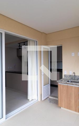 Apartamento à venda com 91m², 3 quartos e 2 vagas Apartamento à venda com 91m², 3 quartos e 2 vagasSacada com Churrasqueira