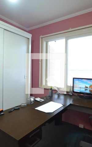 Casa à venda com 248m², 3 quartos e 4 vagasQuarto 2
