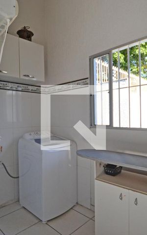 Casa à venda com 248m², 3 quartos e 4 vagasÁrea de Serviço