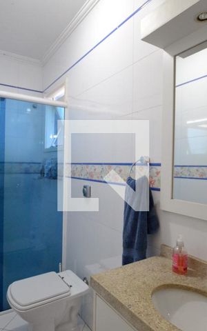 Casa à venda com 248m², 3 quartos e 4 vagasBanheiro da Suíte