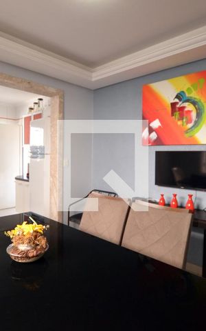 Casa à venda com 248m², 3 quartos e 4 vagasCopa