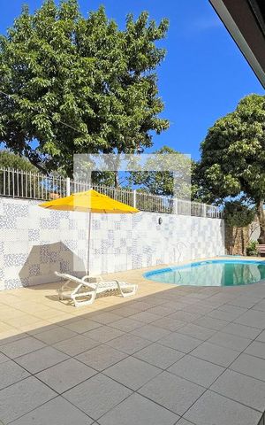 Casa à venda com 248m², 3 quartos e 4 vagasPiscina