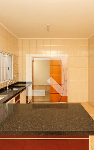 Casa à venda com 280m², 3 quartos e 2 vagas Casa à venda com 280m², 3 quartos e 2 vagasCozinha