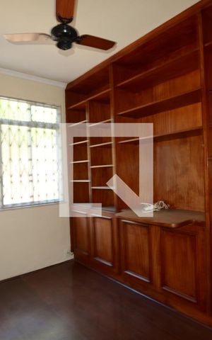 Apartamento à venda com 100m², 3 quartos e 2 vagasQuarto 2