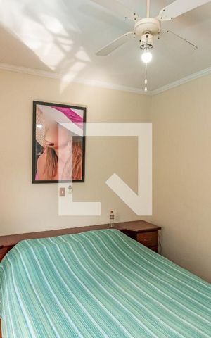 Casa de condomínio à venda com 220m², 4 quartos e 4 vagas Casa de condomínio à venda com 220m², 4 quartos e 4 vagasSuite 1