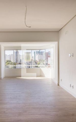 Apartamento à venda com 225m², 4 quartos e 1 vaga Apartamento à venda com 225m², 4 quartos e 1 vagaSala