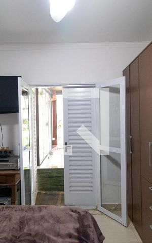Apartamento à venda com 234m², 3 quartos e 2 vagas Apartamento à venda com 234m², 3 quartos e 2 vagasSuíte