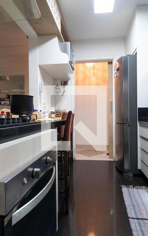 Apartamento à venda com 234m², 3 quartos e 2 vagas Apartamento à venda com 234m², 3 quartos e 2 vagasCozinha