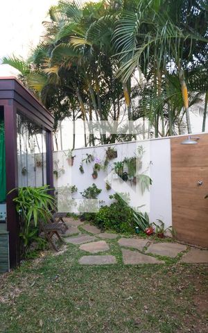 Apartamento à venda com 234m², 3 quartos e 2 vagas Apartamento à venda com 234m², 3 quartos e 2 vagasQuintal