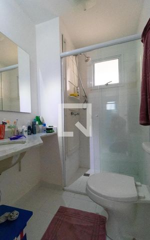 Apartamento à venda com 234m², 3 quartos e 2 vagas Apartamento à venda com 234m², 3 quartos e 2 vagasBanheiro