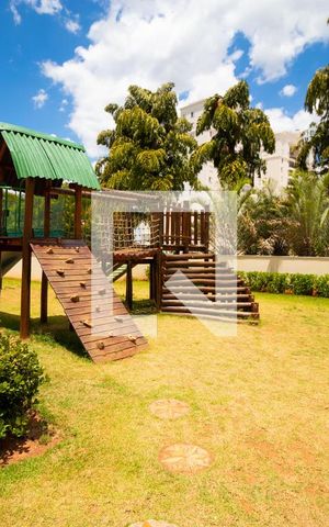 Apartamento à venda com 234m², 3 quartos e 2 vagas Apartamento à venda com 234m², 3 quartos e 2 vagasÁrea Comum - Playground