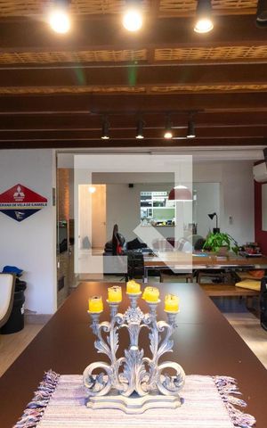 Apartamento à venda com 234m², 3 quartos e 2 vagas Apartamento à venda com 234m², 3 quartos e 2 vagasÁrea Gourmet