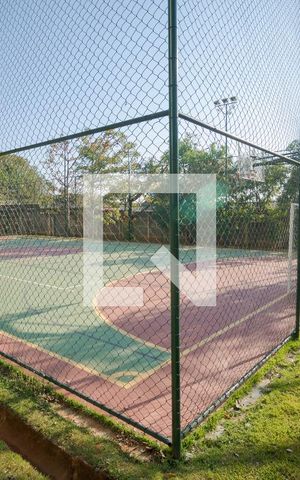 Apartamento à venda com 234m², 3 quartos e 2 vagas Apartamento à venda com 234m², 3 quartos e 2 vagasÁrea comum - Quadra