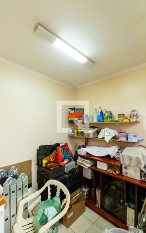 Casa à venda com 157m², 4 quartos e 2 vagasQuarto de Serviço