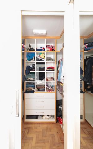 Apartamento para alugar com 130m², 4 quartos e 1 vaga Apartamento para alugar com 130m², 4 quartos e 1 vagaCloset da suíte