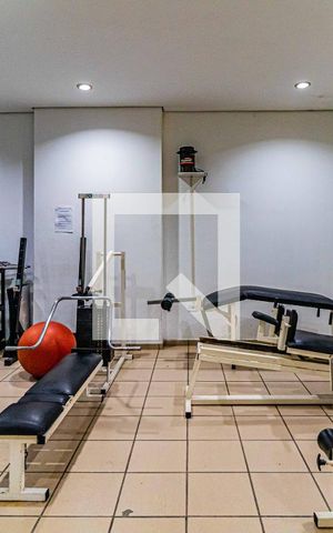Apartamento à venda com 98m², 3 quartos e 2 vagas Apartamento à venda com 98m², 3 quartos e 2 vagasÁrea comum - Academia